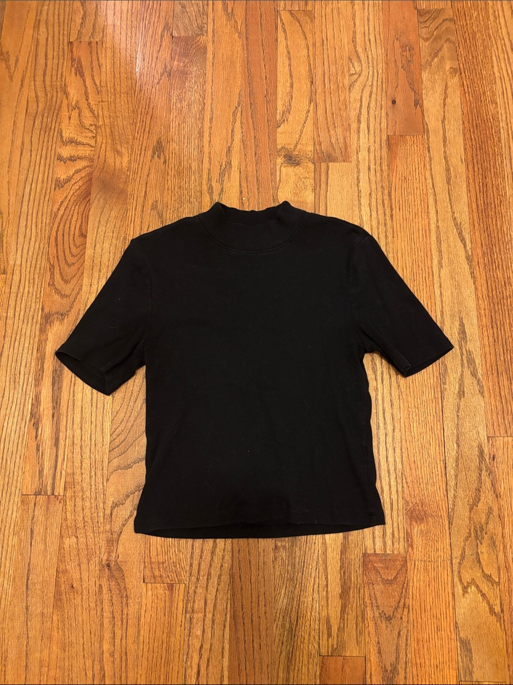 Arizona Jean Company Black Short-Sleeve Ribbed Mock Neck Top